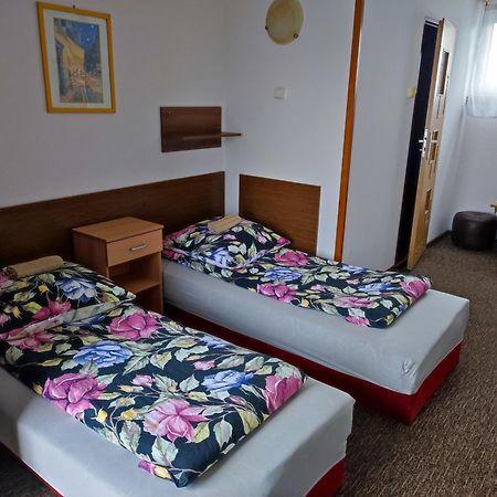 Motel Korona Zamość エクステリア 写真